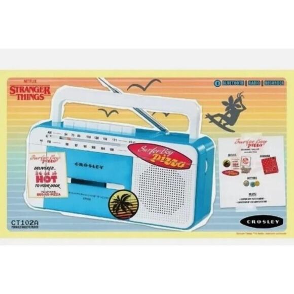 Stranger Things Season 4 Crosley CT102A Cassette Player Recorder Bluetooth - Picture 2 of 7